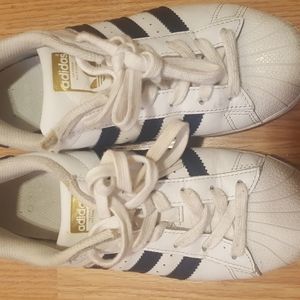 Adidas youth sneakers